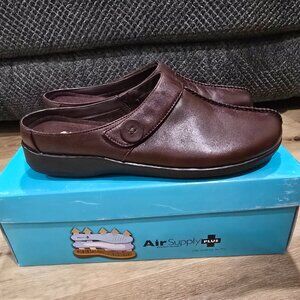 Air Supply Plus Renee Comfort Clogs Womens Size 10M Dark Brown Leather